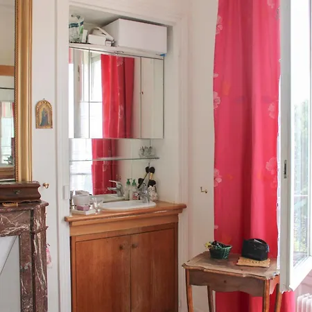 Appartement Quiet Overlooking A Large Garden